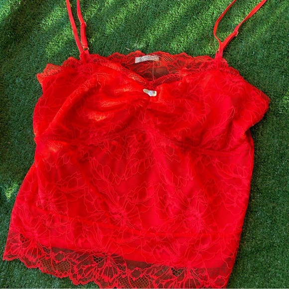NEW Free People|| Lacey Essential Cami in Red size Large - Picture 1 of 7